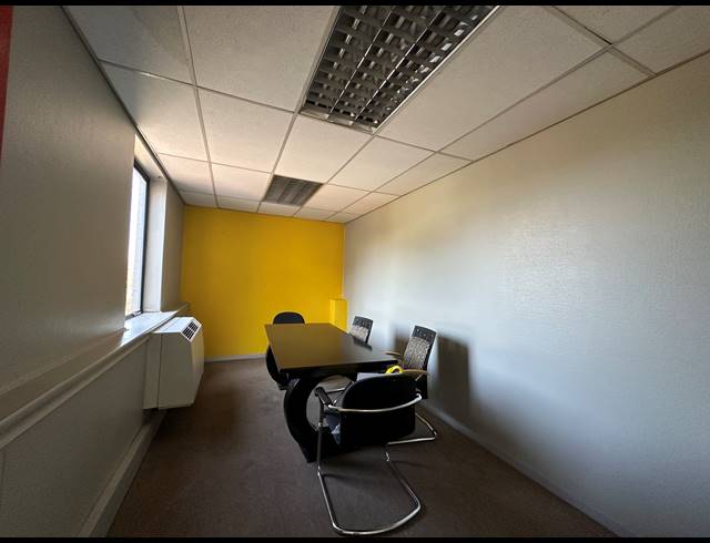 200M² OFFICE TO LET IN SANDTON CENTRAL